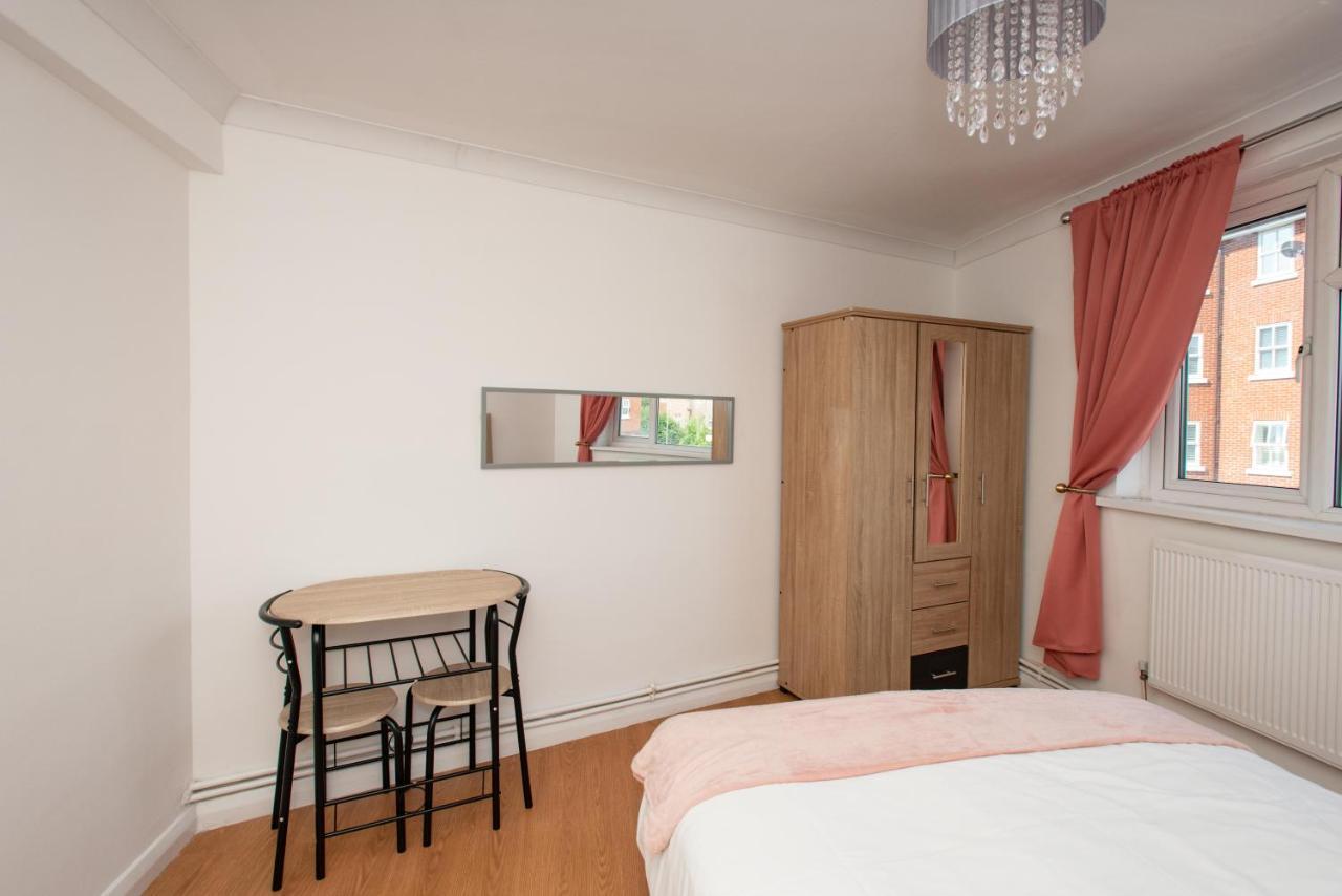Modern Apartments In Bromley, Greater London Near Tesco And Sundridge Park Station Exterior foto