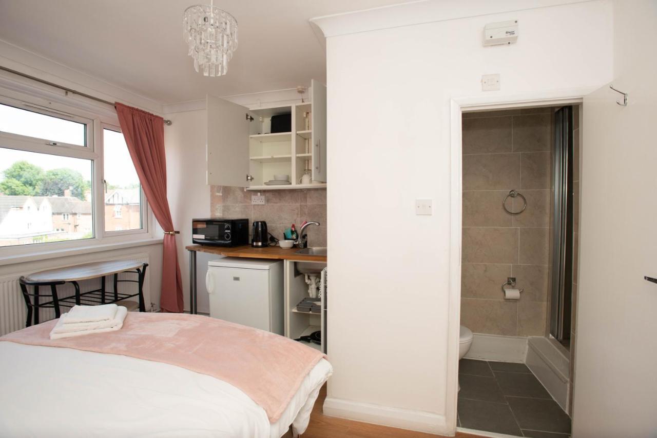 Modern Apartments In Bromley, Greater London Near Tesco And Sundridge Park Station Exterior foto