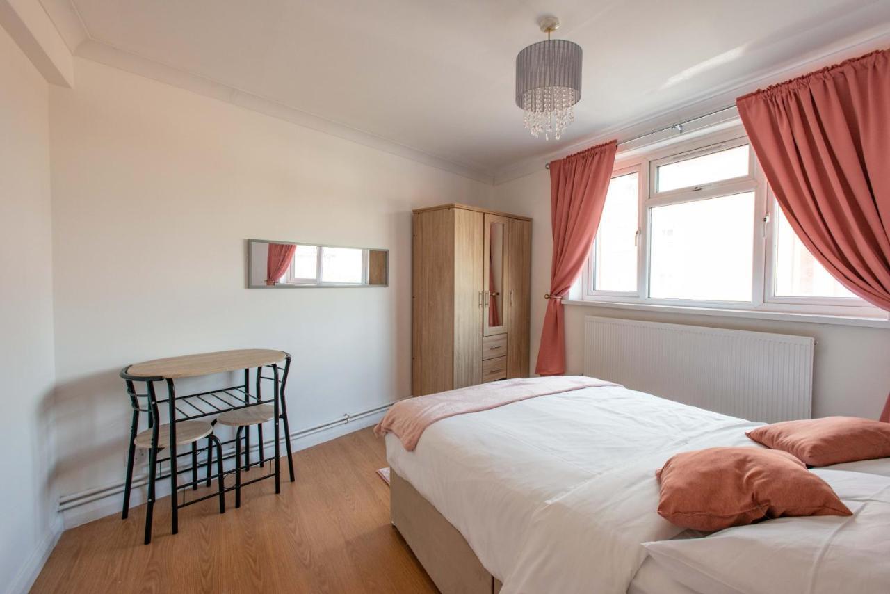 Modern Apartments In Bromley, Greater London Near Tesco And Sundridge Park Station Exterior foto