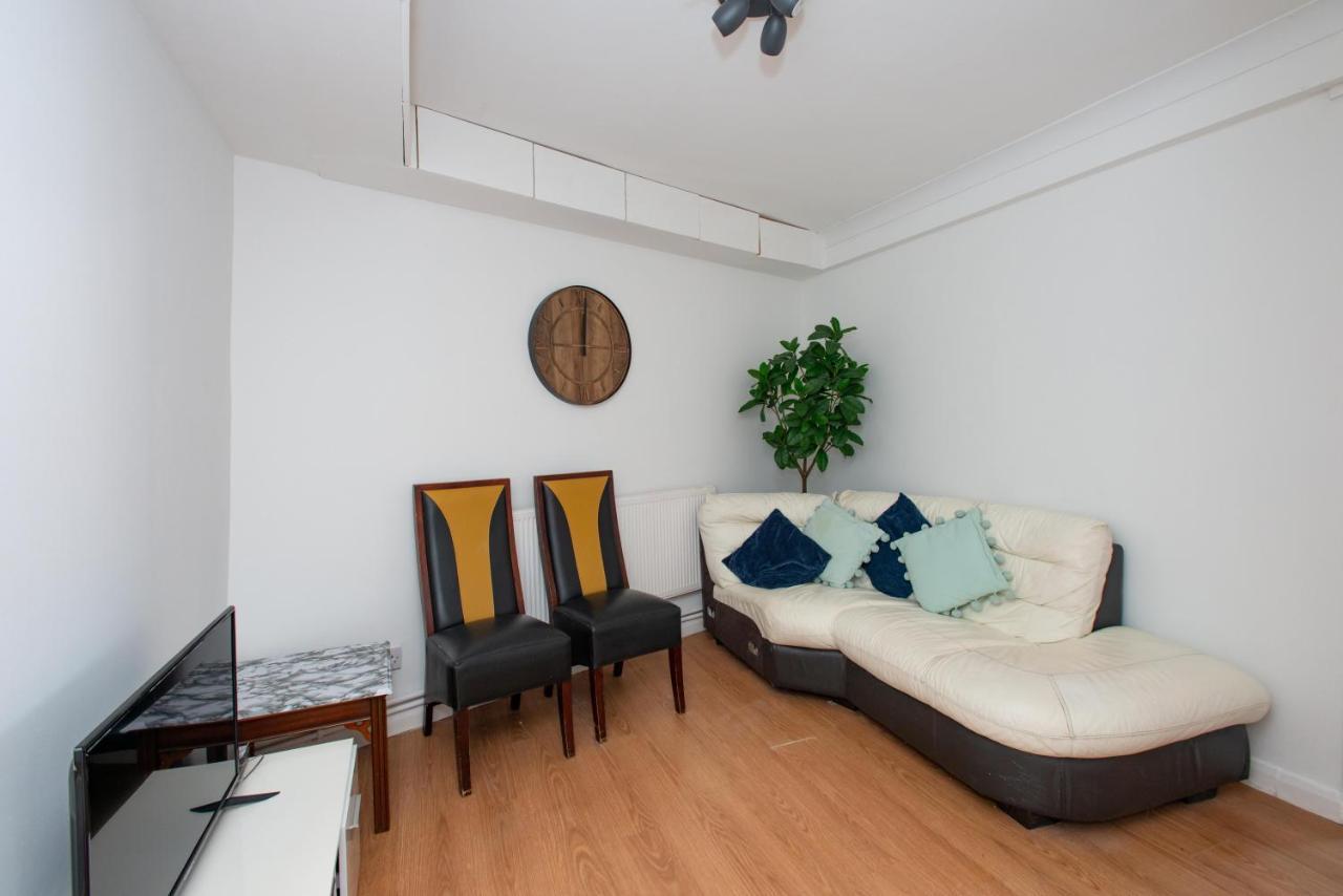 Modern Apartments In Bromley, Greater London Near Tesco And Sundridge Park Station Exterior foto